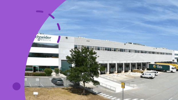 Schneider Electric showcased advancements in data centers that integrate artificial intelligence and sustainability to meet the rapidly growing global technological demand.
